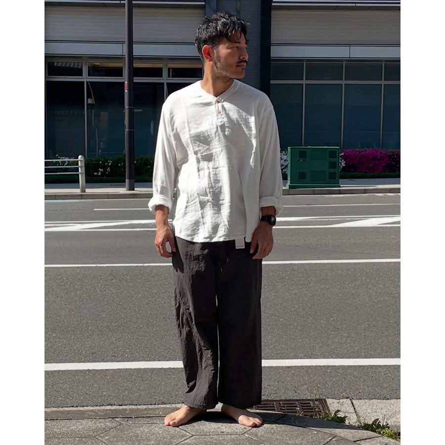 NASNGWAM (ナスングワム) / ナイロンパンツ イージーパンツ / DRAPING PANTS - CHACOAL / P0714303 / メンズ