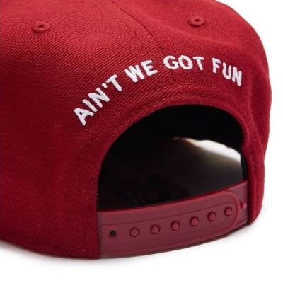 DEUS EX MACHINA ( デウス エクス マキナ ) スナップバックキャップ / SKULL FACE CAP - BURGUNDY / DMA67754