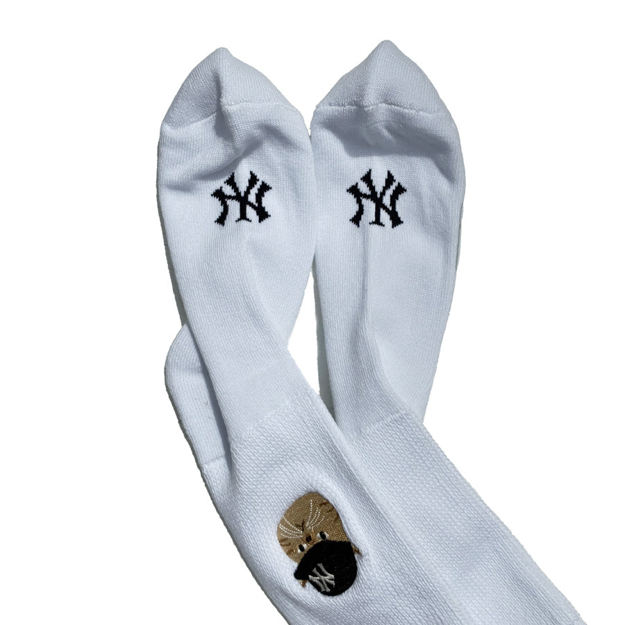 ROSTER SOX(ロスターソックス) x MLB / 靴下 クルーソックス MLB / MLB CAT SOCKS - WHITE / MLB-305-YANKEES / メンズ レディース