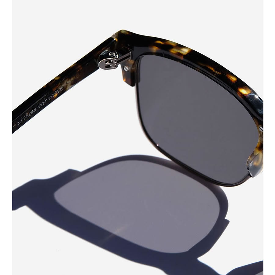 RAEN Optics レーン サングラス / WILEY ALCHEMY - BRINDLE TORTOISE x SMOKE POLARIZED / 正規代理店/ 100W181MWI-S328