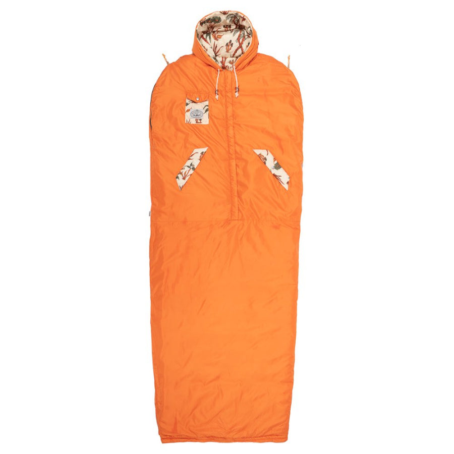 Poler Camping Stuff(ポーラー キャンピング スタッフ) 歩ける！手が出る！寝袋 シュラフ リバーシブル / NAPSACKS - TRADER RICK SAND