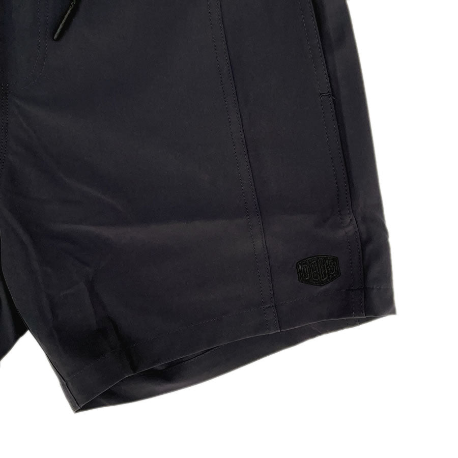 DEUS EX MACHINA (デウス) / 水陸両用 ストレッチボードショーツ / SUMMIT BOARDSHORT - BLACK / DMP222118 / メンズ
