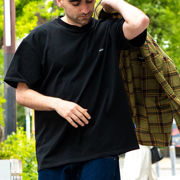 YALP by PLAY DESIGN (ヤルプ) / 半袖Tシャツ / STITCH SS TEE - BLACK / Y22S0STST / メンズ P01