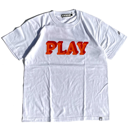 PLAY DESIGN  プレイデザイン / P01 プレイ / 半袖Tシャツ / NPNL PLAY TEE - WHITE x M.O.M / 22SS0NNPT / メンズ