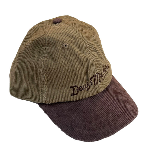 DEUS EX MACHINA (デウス) / ベースボールキャップ 帽子 / INSIGNIA DAD CAP - TAN x BROWN / DMW227183 / メンズ