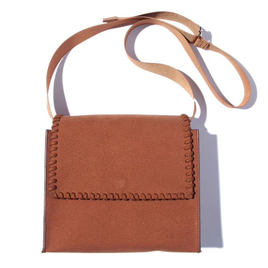 F/CE. エフシーイー / ビーガンスウェードレザー ショルダーバッグ / TECH SUEDE SHOULDER BAG - CAMEL / FEL3422B0001 / FCE