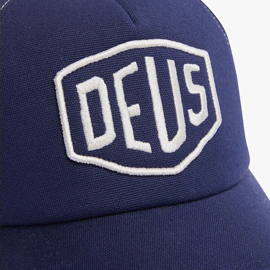 DEUS EX MACHINA ( デウスエクスマキナ ) / メッシュキャップ 帽子 / THINKER TRUCKER - BLUE / DMW237773 / メンズ