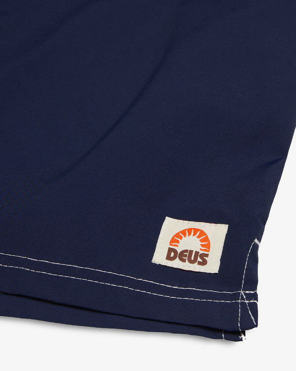 DEUS EX MACHINA ( デウス ) / 街履きストレッチボードショーツ / BENJI BOARDSHORT - NAVY / DMS222641A / メンズ