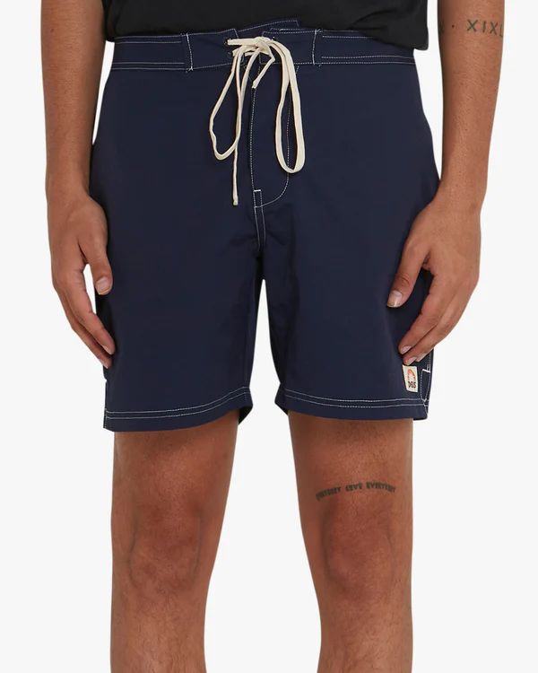DEUS EX MACHINA ( デウス ) / 街履きストレッチボードショーツ / BENJI BOARDSHORT - NAVY / DMS222641A / メンズ