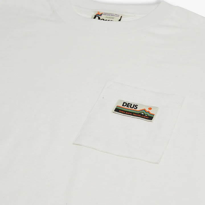 DEUS EX MACHINA ( デウスエクスマキナ ) / 半袖 ドライTシャツ / TANGO POCKET TEE - VINTAGE WHITE / DMS221658 / メンズ