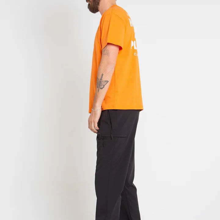 DEUS EX MACHINA ( デウスエクスマキナ ) / 半袖 Tシャツ / BASE TEE - ORANGE OCHRE / DMS221656B / メンズ