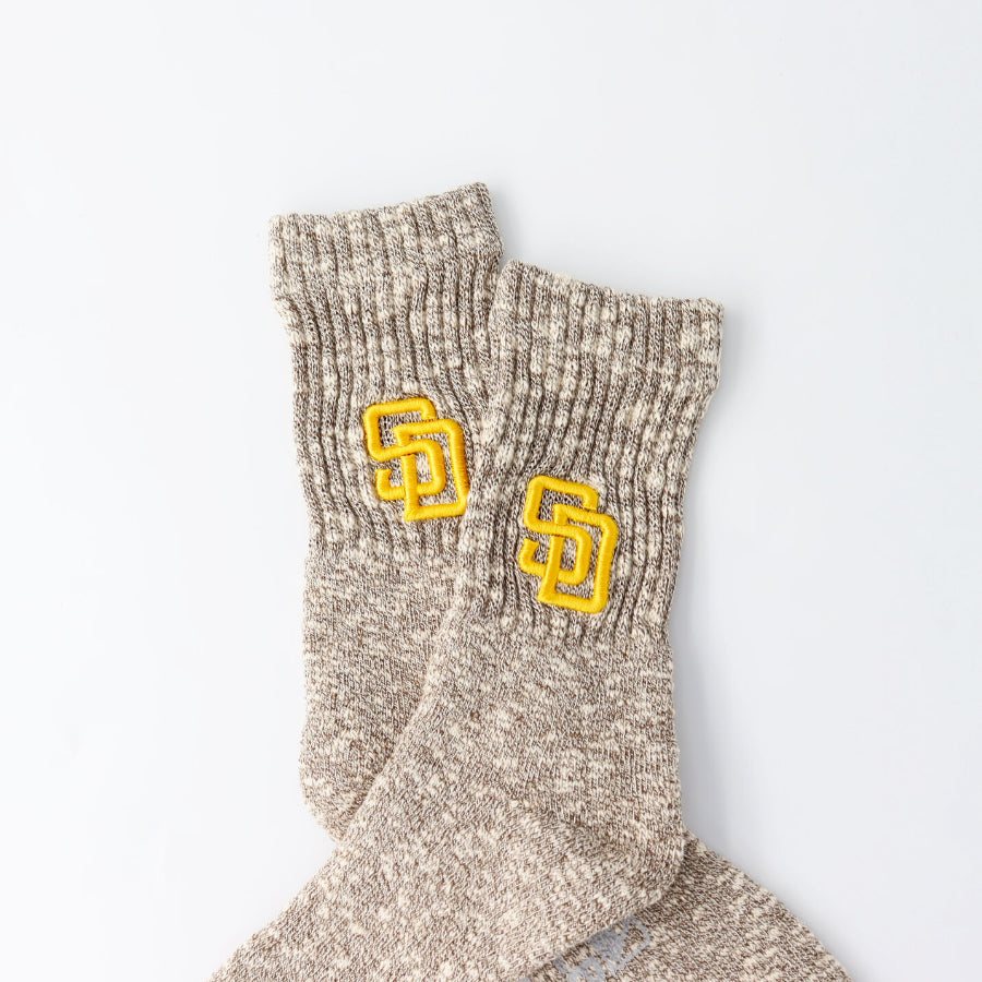 ROSTER SOX(ロスターソックス) x MLB / 靴下 クルーソックス / 3D MLB SOCKS - BROWN / MLB-128-SD / メンズ