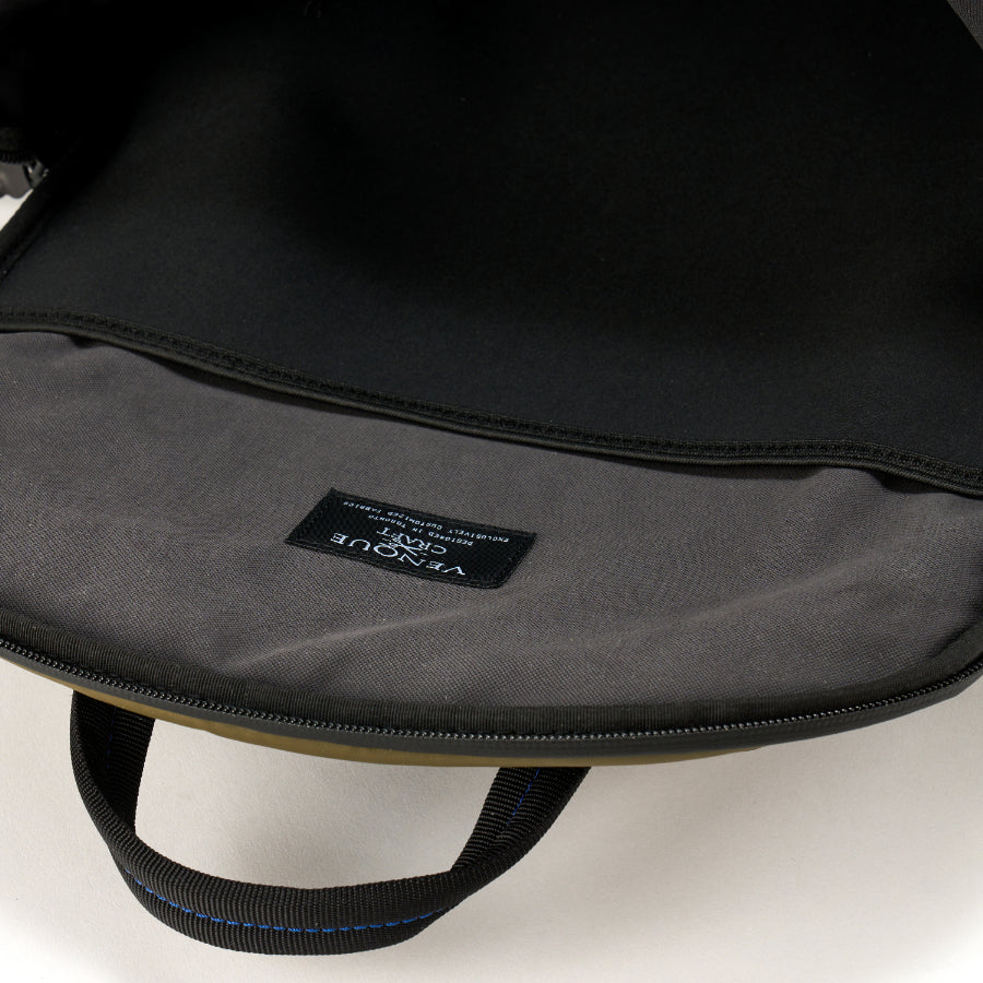 VENQUE (ヴェンク) / バックパック リュックサック / HELIX BACKPACK - GREEN / 国内正規取扱店 / 1年間製品保証付き