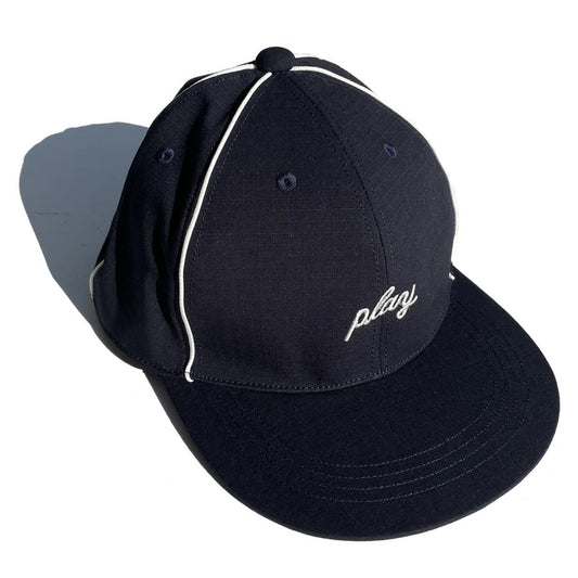 P01 / スナップバックキャップ / CLASSIC CAP - NAVY / PLAY DESIGN プレイデザイン 23SS4CLSCNVY0