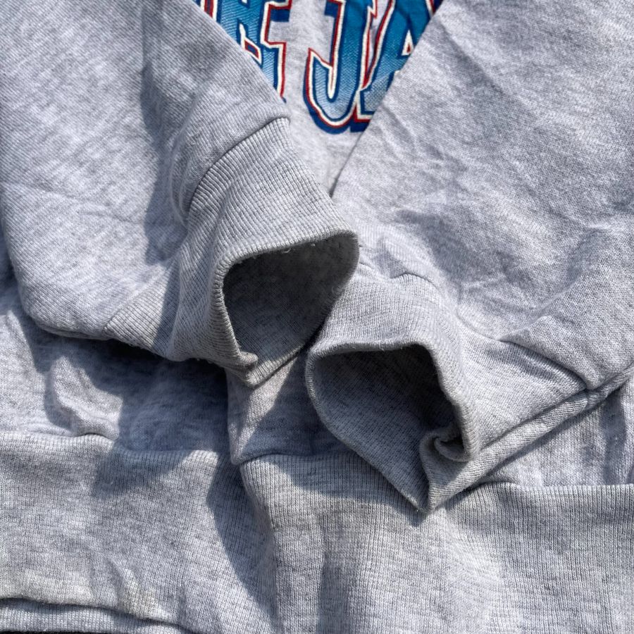[USED] 90’s TRONTO BLUE JAYS CREW - L / Made in USA / MLB 裏起毛スウェットクルーネック トレーナー
