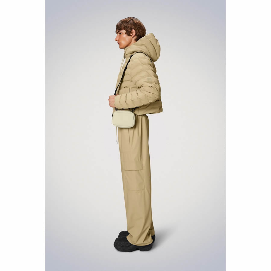 RAINS （レインズ） / バッグ 防水 ショルダーバッグ / BOX BAG MICRO - DUNE / 904-41-14120 26