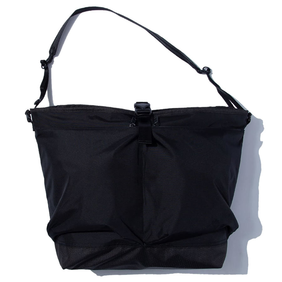 F/CE. (エフシーイー) / ショルダーバッグ  / LIGHTWEIGHT COURIER SHOULDER BAG - BLACK /  FRN36241B0001