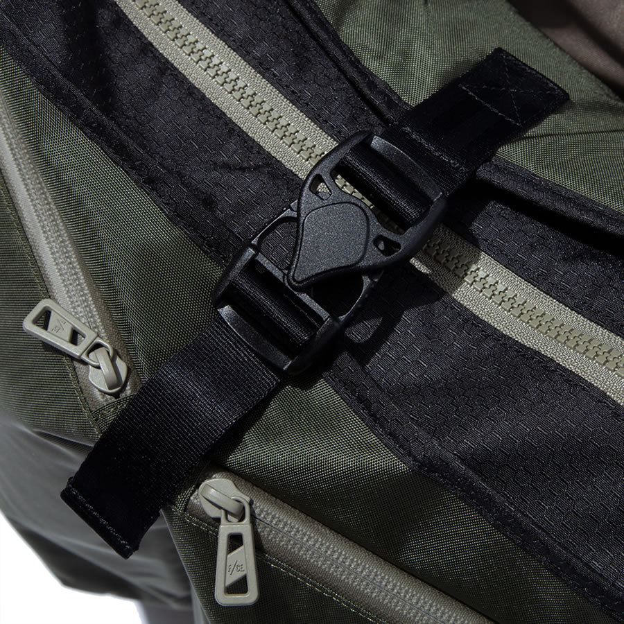 F/CE. (エフシーイー) / ショルダーバッグ  / LIGHTWEIGHT COURIER SHOULDER BAG - BLACK /  FRN36241B0001