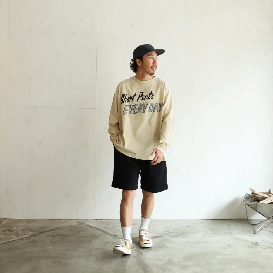 SHORT PANTS EVERY DAY (ショートパンツエブリデイ) / 長袖 Tシャツ / LEGEND SIGN 001 - BEIGE × GRAY / SPED-0067 / メンズ