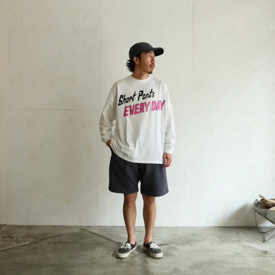 SHORT PANTS EVERY DAY (ショートパンツエブリデイ) / 長袖 Tシャツ / LEGEND SIGN 001 - WHITE × PURPLE / SPED-0067 / メンズ