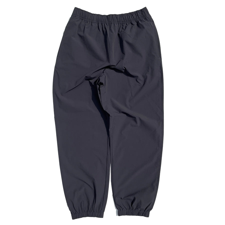 AXESQUIN(アクシーズクイン) / ジョガーパンツイージーパンツ / TECH ATHLETIC PANTS - CHARCOAL / 322021 / メンズ