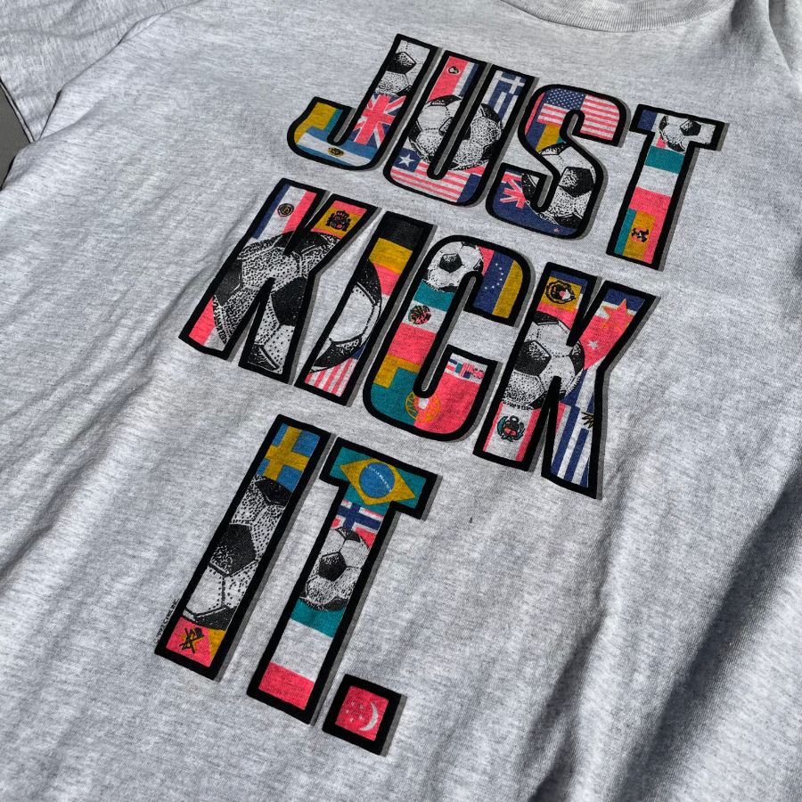 [90S USED]  JUST KICK IT / シングルステッチ 半袖Tシャツ /  ASH - XL / CYRK SPORT アメリカ製 サッカー