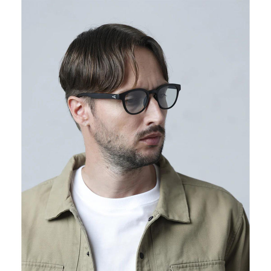 TYMER(タイマー) / 調光レンズ サングラス アイウェア / ELIOT - Matt Black x Photochromic Grey / TY100-MBK-PGY / メンズ