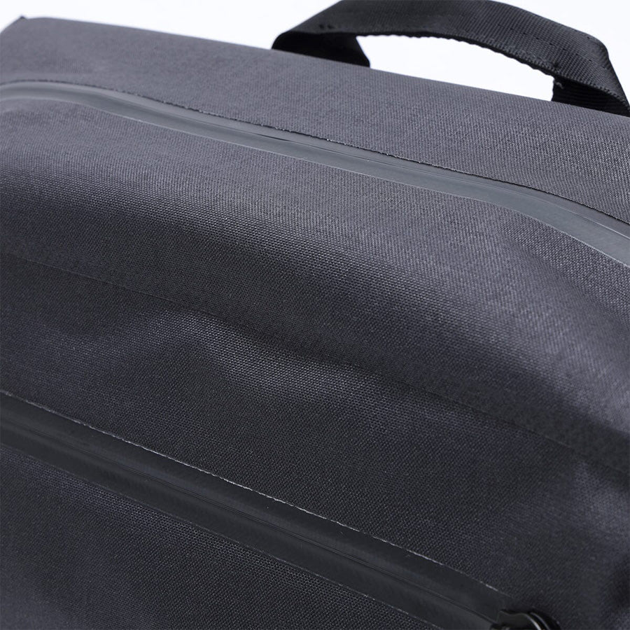 CHROME クローム / 防水 ボディバッグ メッセンジャーバッグ / KADET MAX WP - BLACK / BG394BK