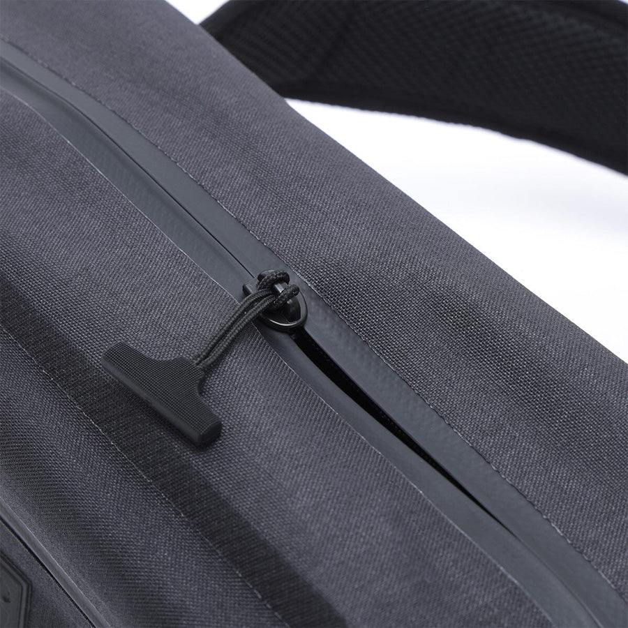 CHROME クローム / 防水 ボディバッグ ウエストバッグ / MINI KADET WP - BLACK / BG395BK