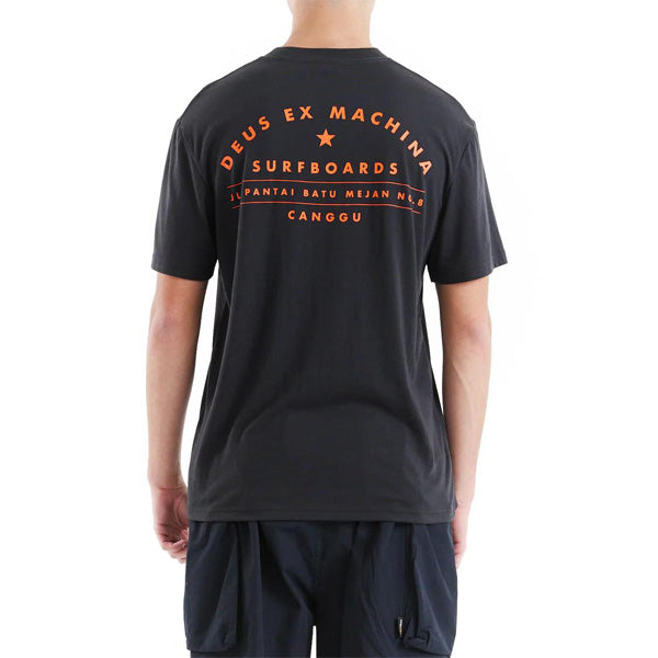 DEUS EX MACHINA ( デウスエクスマキナ ) / 半袖 Tシャツ / CANGGU SURF ADDRESS TEE - BLACK / DMP251000D / メンズ