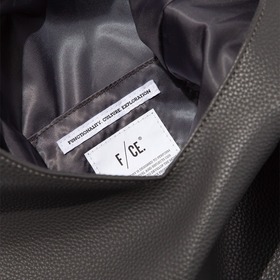 F/CE. エフシーイー / テックレザーハンドルトート / TECH LEATHER WRAPPING HANDLE TOTE - BLACK / FEL32252B0005 FCE