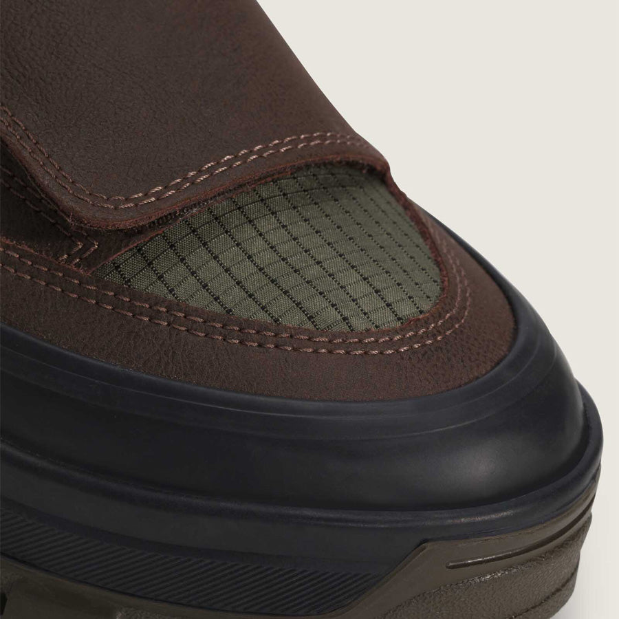 VANS バンズ / 防水 防寒 スニーカー / MTE MOUNTAIN MID GORE-TEX INSULATED - GREEN x BROWN / VN000DAYF87 / メンズ  冬 雪道 滑りにくい ゴアテックス ミッドカット シューズ