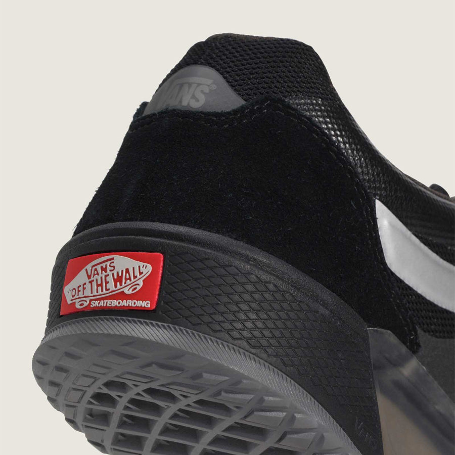 VANS バンズヴァンズ /  スニーカー / SKATE AVE 2.0 - BLACK x METALLIC / VN000DA1B5T / メンズ スケートシューズ ブラック