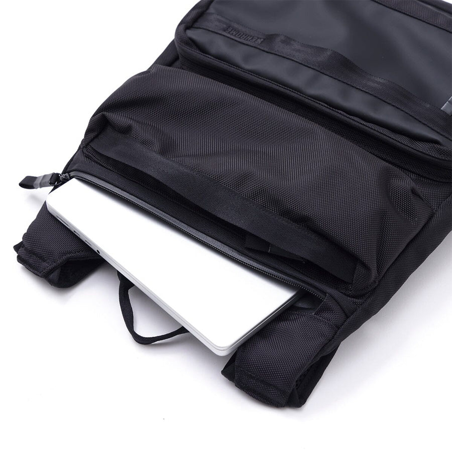 CHROME クローム / 防水 リュックサック バックパック / AXCEL BRIEFPACK SLIM - BLACK / BJ018BK
