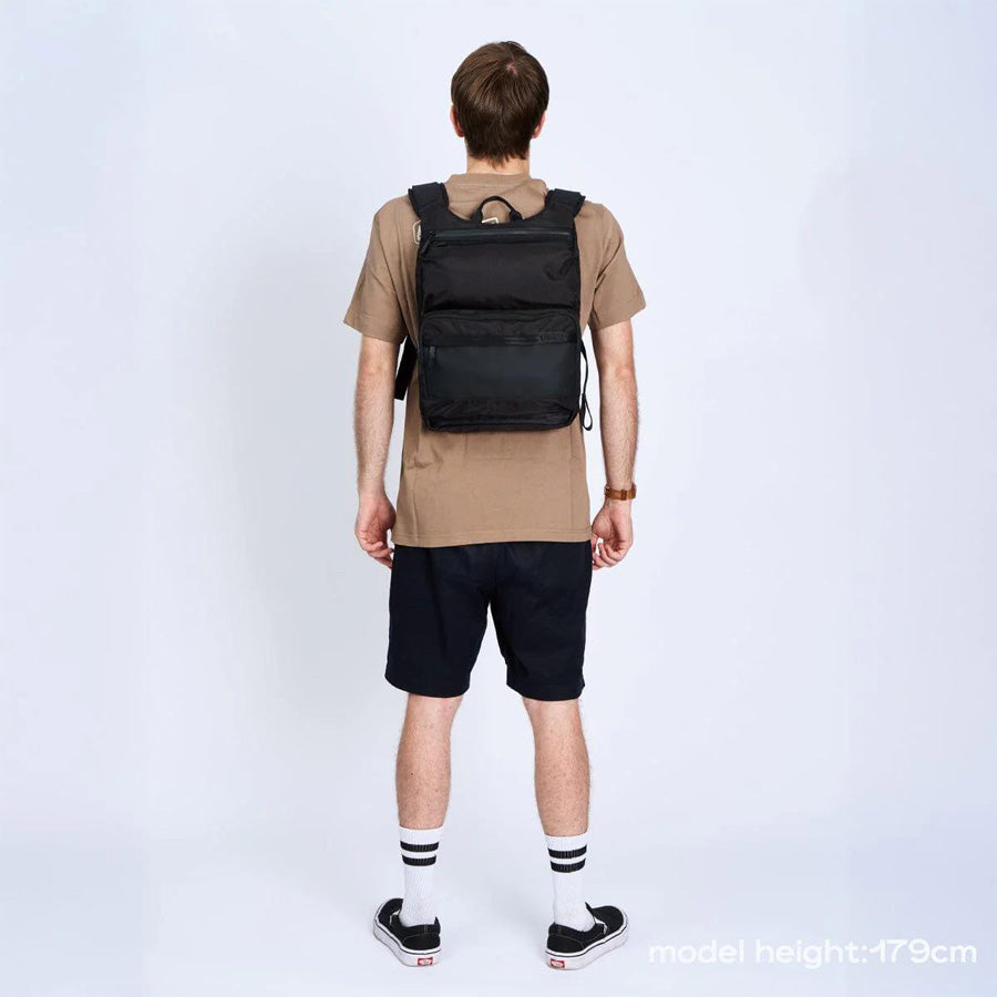 CHROME クローム / 防水 リュックサック バックパック / AXCEL BRIEFPACK SLIM - BLACK / BJ018BK
