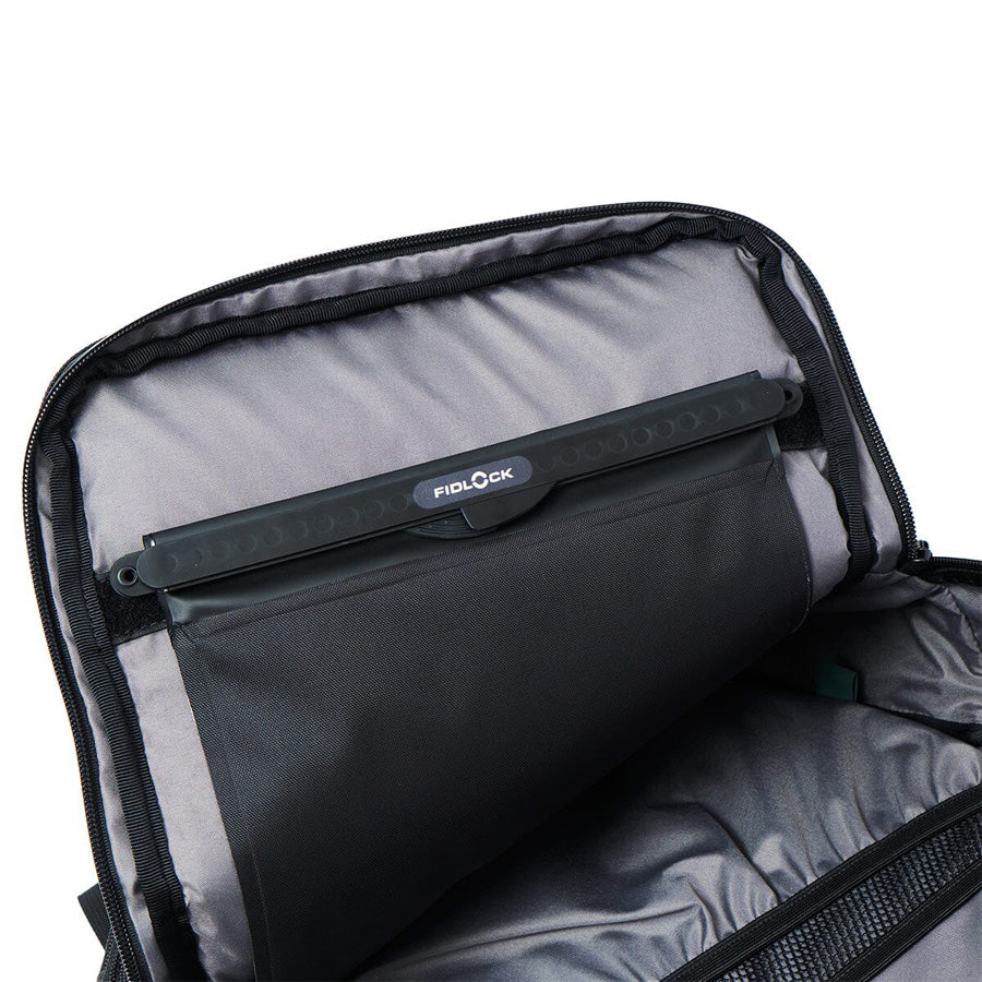 CHROME クローム / 防水 リュックサック バックパック / AXCEL BRIEF PACK MD - BLACK / BJ017BK