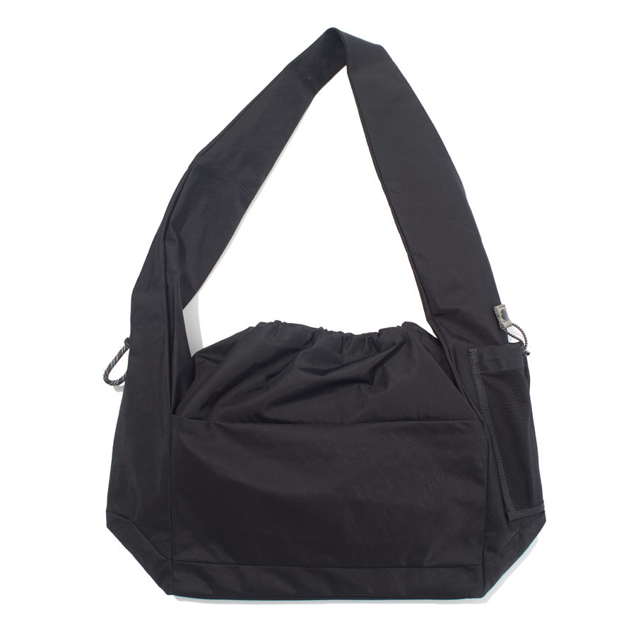 F/CE. (エフシーイー) / ショルダーバッグ 2WAY / TEXTURED TWILL FUROSHIKI 2WAY SHOULDER - BLACK / FTT36261B0002/ 15L FCE