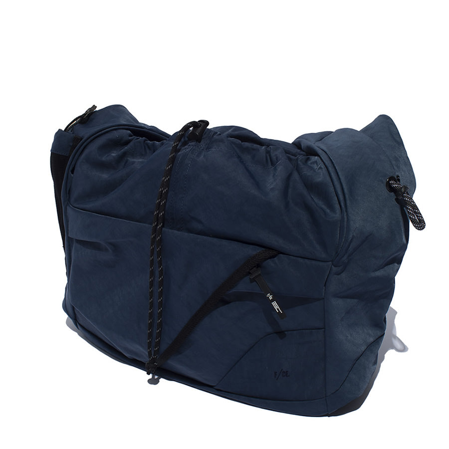 F/CE. (エフシーイー) / ショルダーバッグ 2WAY / TEXTURED TWILL FUROSHIKI 2WAY SHOULDER - BLACK / FTT36261B0002/ 15L FCE