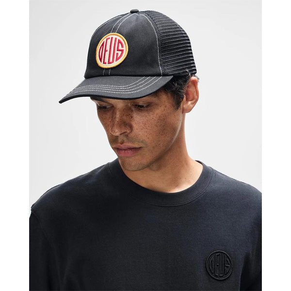 DEUS EX MACHINA ( デウスエクスマキナ ) メッシュキャップ 帽子 / PILL TRUCKER - BLACK / D261MHA332