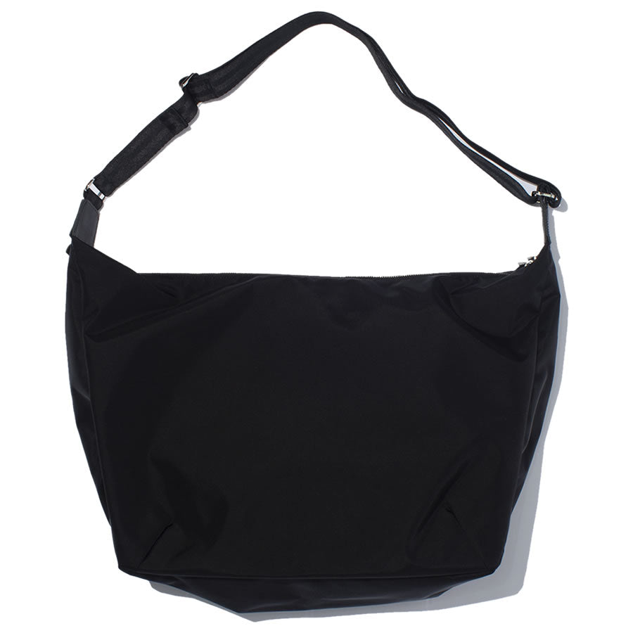 F/CE. (エフシーイー) / ショルダーバッグ / 29L / 420 re/cor 2WAY SHOULDER TOTE  - BLACK /  FCD32261B0008 FCE