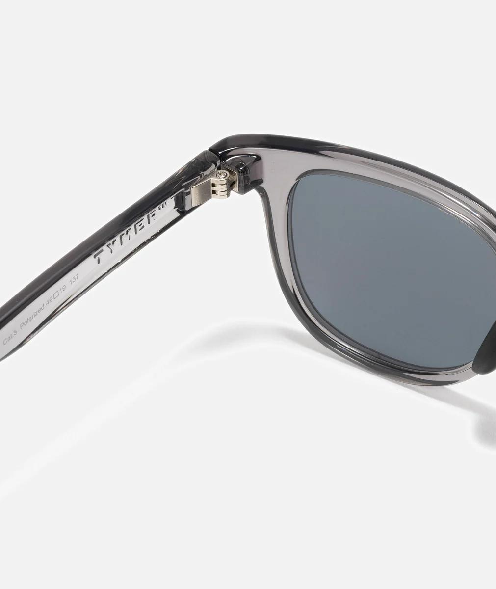 TYMER(タイマー) /  偏光レンズ サングラス アイウェア / BLAKE - Gloss Clear Grey x Grey Polarized / TY-101-GCG-GYP / メンズ