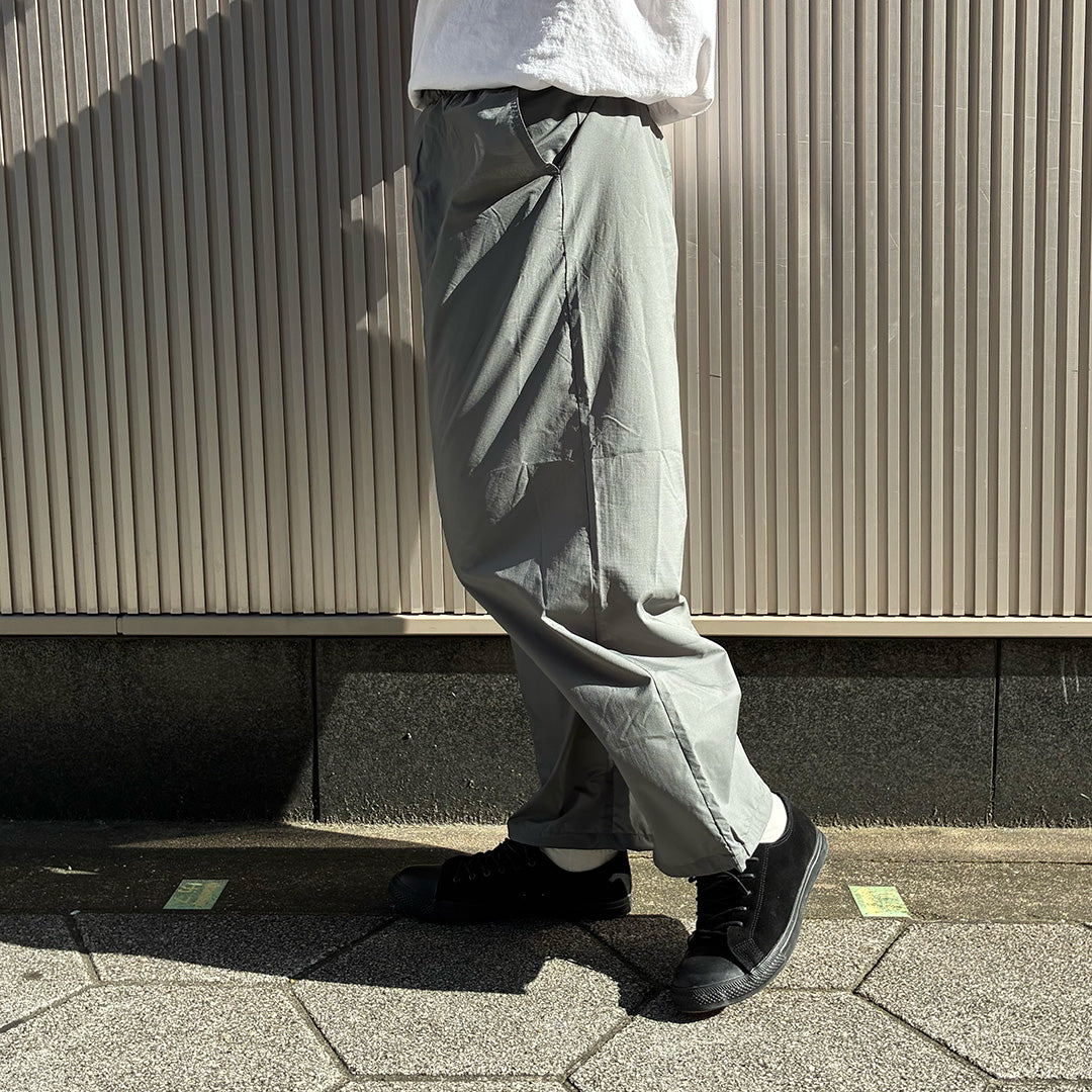 AXESQUIN.MODIFIED アクシーズクイン / リラックスフィット 軽量速乾ナイロンイージーパンツ / HELIUM BIG PANTS - PEWTER/322042/メンズ
