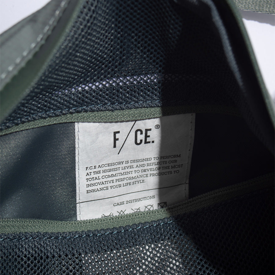F/CE. (エフシーイー) / サコッシュバッグ  テックスニック / TEXNIC BOX SACOCHE - BLACK / FLM36262B0006 / 3L