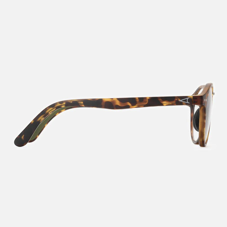 TYMER(タイマー) / 調光遠近両用 アイウェア / OLIVER - Matt Tortoise  x Photochromic Clear to Grey / TR105-MTT-PGD / メンズ