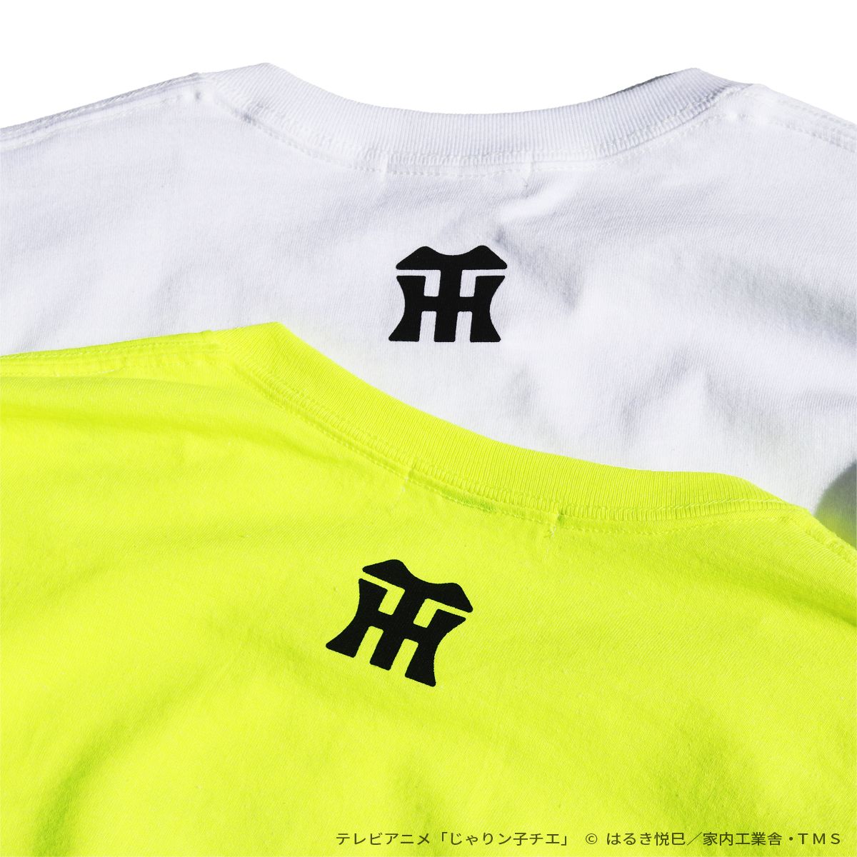 [2026年10月再生産決定！] 「阪神タイガース」× テレビアニメ「じゃりン子チエ」 / 半袖Tシャツ / “テツ” セブンスイニング Tee - NEON YELLOW / Produced by JHANKSON × PACIFIC STANDARD TIME